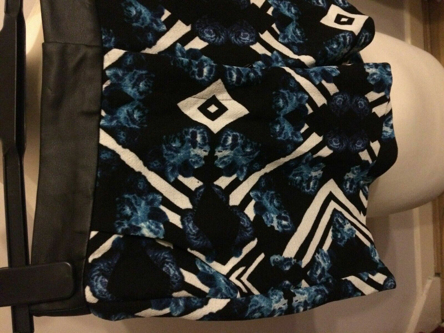 Mink Pink Blue White & Black Smart Party Mini Shorts UK 4/6