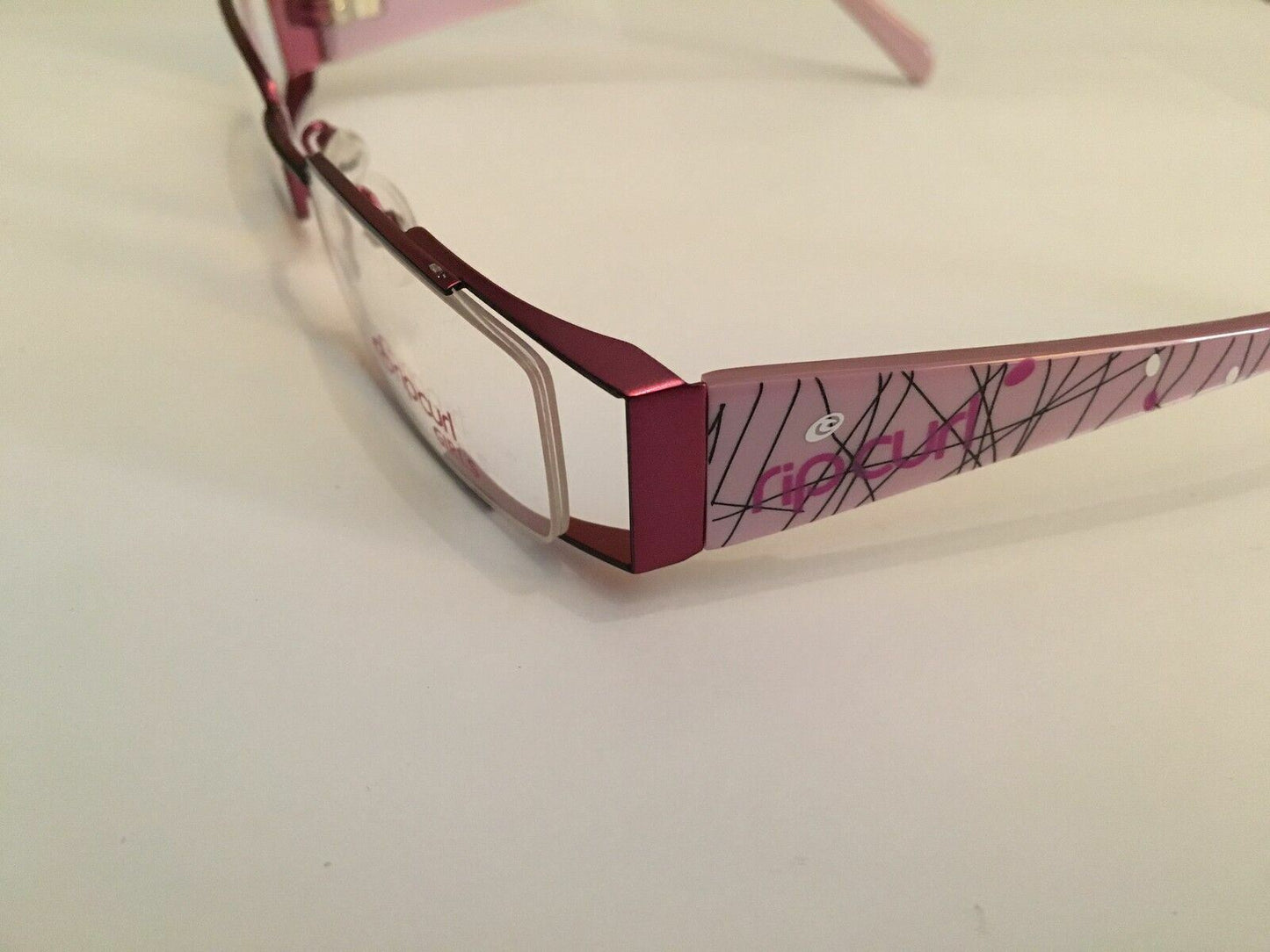 Kids Girls Rip Curl Glasses In Shiny Black & Purple Design VOMA03 NEW RRP £79