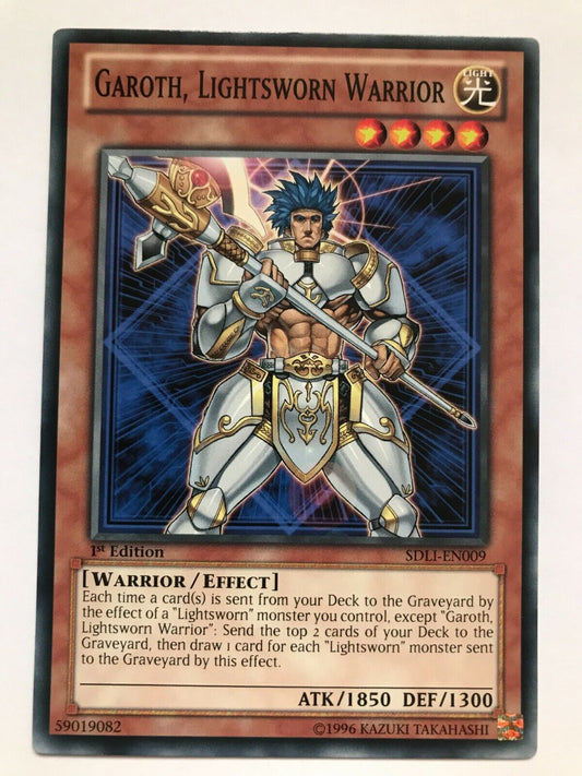 Garoth, Lightsworn Warrior - SDLI-EN009 - Common - 1st Edition - YuGiOh
