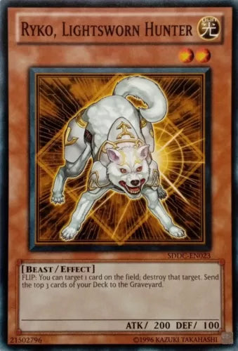 Ryko, Lightsworn Hunter - SDDC-EN023 - Common - 1st Edition - YuGiOh